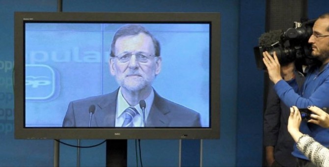 Rajoy nombra ministro a su monitor de plasma
