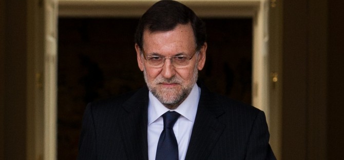 Media España con vómitos y diarreas por el viaje de Rajoy al funeral de Mandela