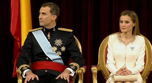 Felipe VI dice ahora que se esperaba una coronación "como más... no sé"