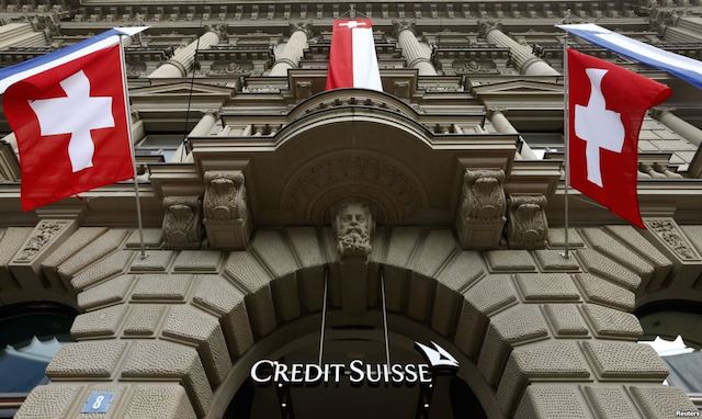Suiza prohíbe a España que lleve dinero en bolsas de Mercadona